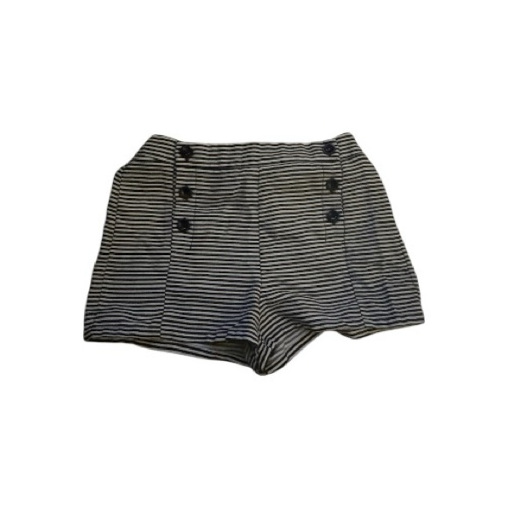 Women’s NWOT Forever 21 Size XS Black & White Striped shorts